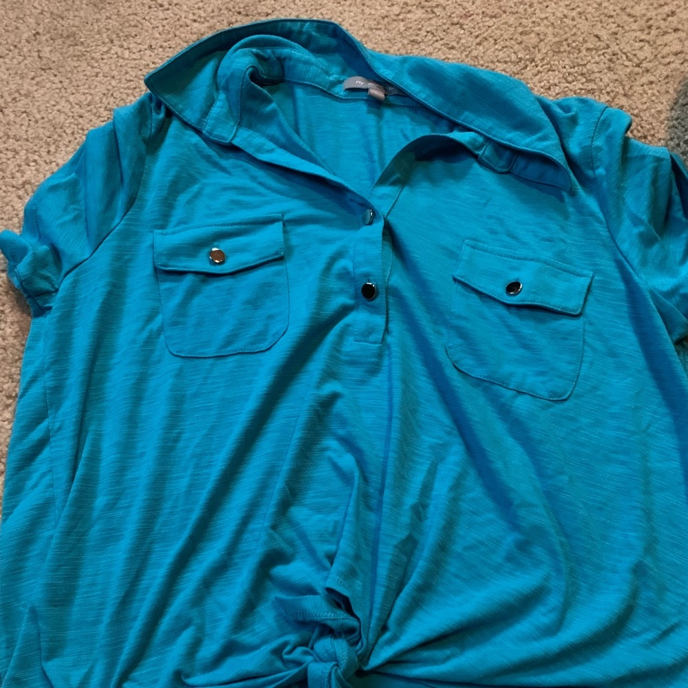 Women’s shirt